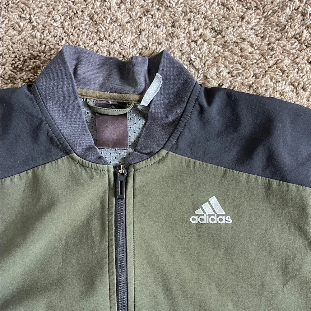 Adidas Men's Olive and Black Windbreaker | Size Medium